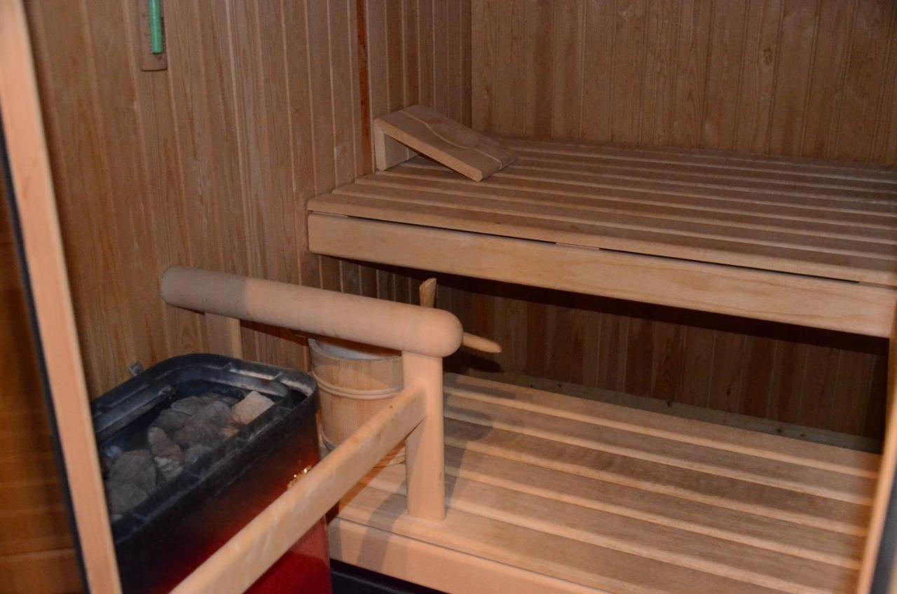 ايسلتوالد An Apartment In A Modern Swiss Chalet المظهر الخارجي الصورة
